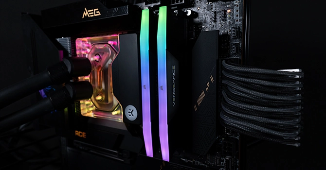VENGEANCE RGB DDR5 32GB 7000MHz