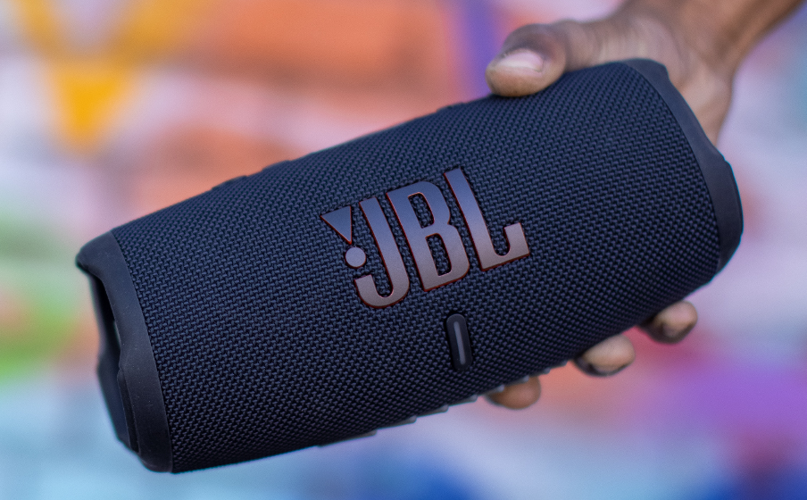 مقایسه اسپیکر TAZATA و JBL Charge 5